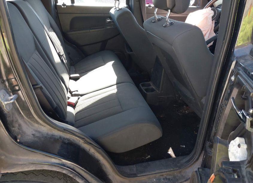 Photo 8 of 2012 Jeep Liberty SPORT (VIN 1C4PJMAK3CW178067)