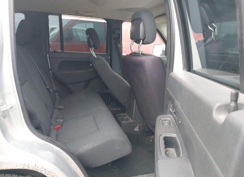 Photo 8 of 2012 Jeep Liberty SPORT (VIN 1C4PJMAK4CW156272)