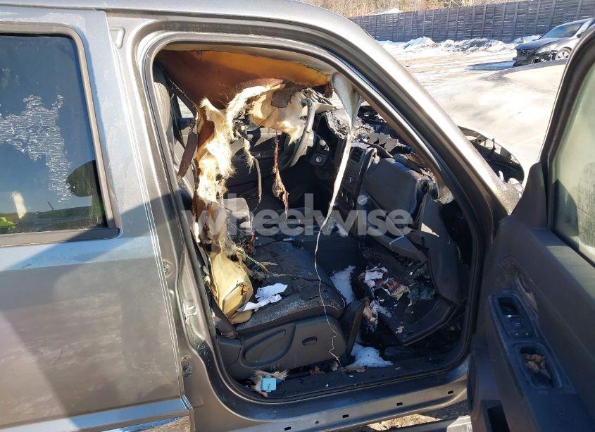 Photo 5 of 2012 Jeep Liberty SPORT (VIN 1C4PJMAK4CW181883)