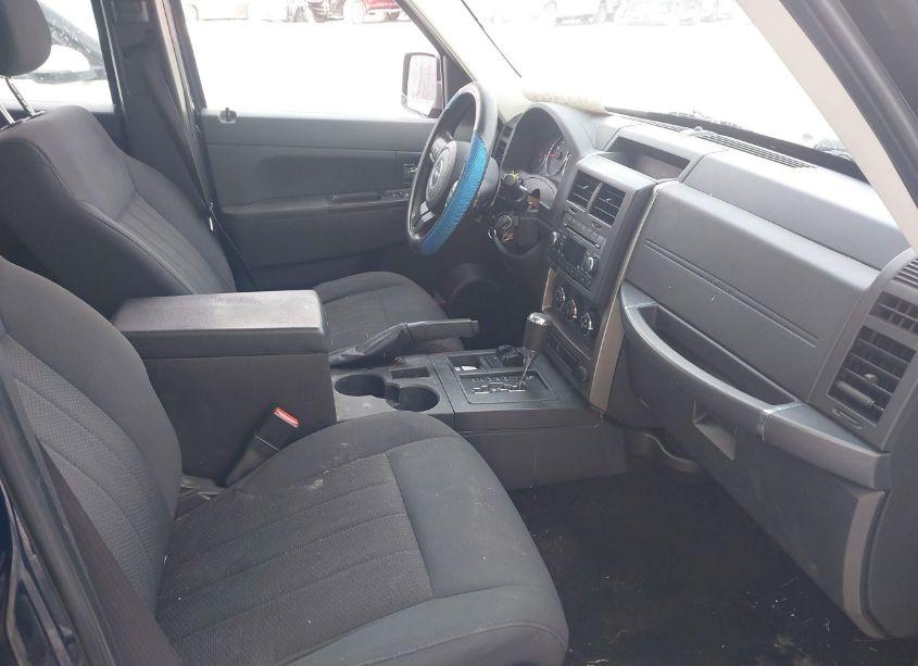 Photo 5 of 2012 Jeep Liberty SPORT (VIN 1C4PJMAK4CW202327)