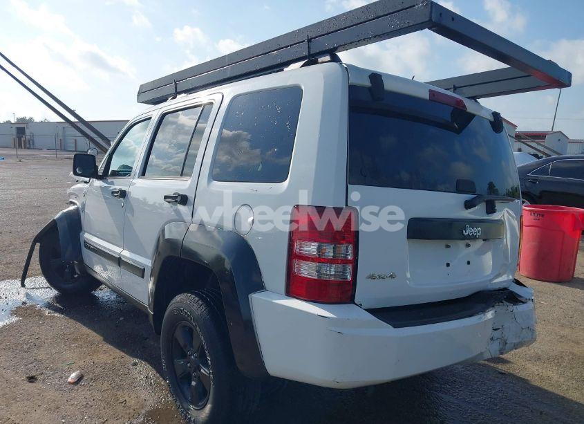 Photo 3 of 2012 Jeep Liberty SPORT (VIN 1C4PJMAK5CW123698)