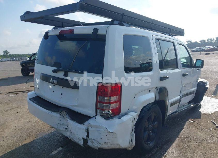 Photo 4 of 2012 Jeep Liberty SPORT (VIN 1C4PJMAK5CW123698)