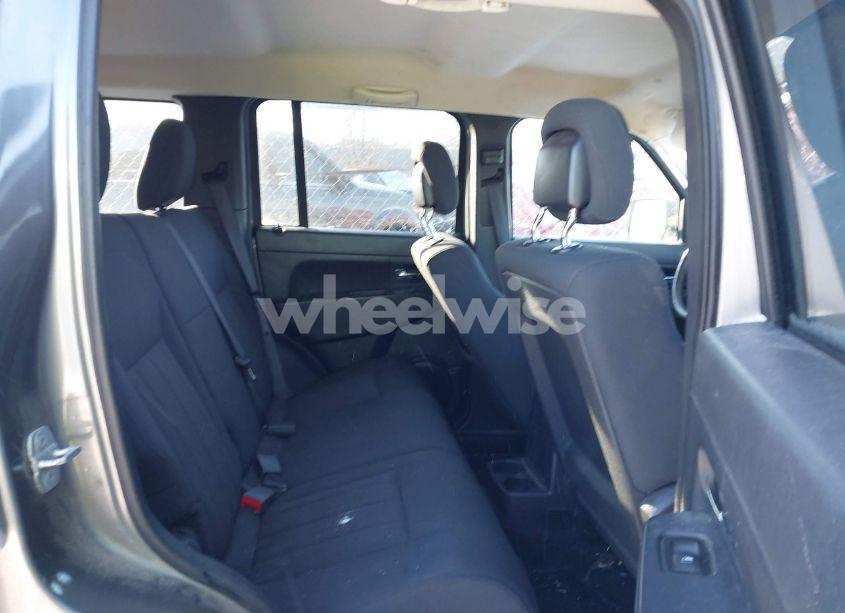 Photo 8 of 2012 Jeep Liberty SPORT (VIN 1C4PJMAK5CW150786)