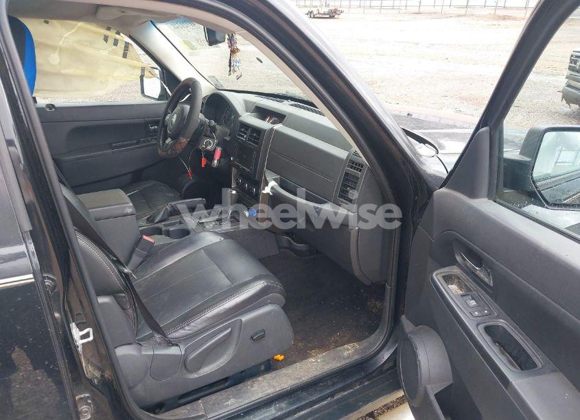 Photo 5 of 2012 Jeep Liberty SPORT (VIN 1C4PJMAK5CW168432)