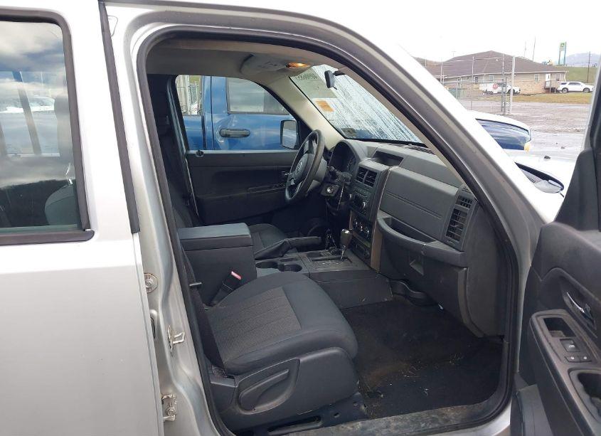 Photo 5 of 2012 Jeep Liberty SPORT (VIN 1C4PJMAK5CW172352)