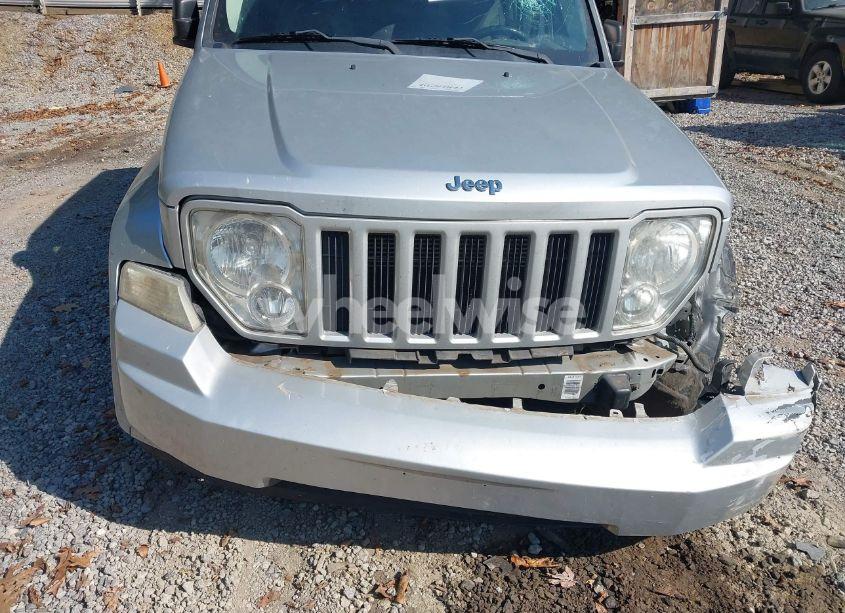 Photo 13 of 2012 Jeep Liberty SPORT (VIN 1C4PJMAK5CW177440)