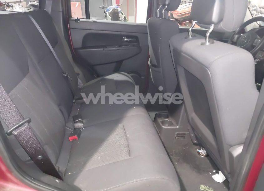 Photo 8 of 2012 Jeep Liberty SPORT (VIN 1C4PJMAK5CW187613)