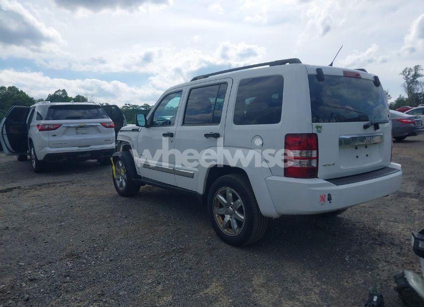 Photo 3 of 2012 Jeep Liberty SPORT (VIN 1C4PJMAK5CW195775)