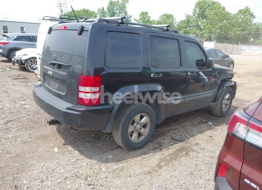 Photo 4 of 2012 Jeep Liberty SPORT (VIN 1C4PJMAK6CW109325)