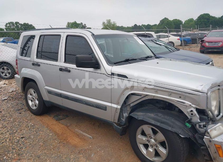 Photo 13 of 2012 Jeep Liberty SPORT (VIN 1C4PJMAK6CW161974)