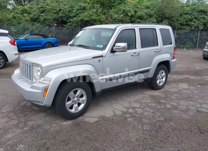 Photo 2 of 2012 Jeep Liberty SPORT (VIN 1C4PJMAK6CW181030)