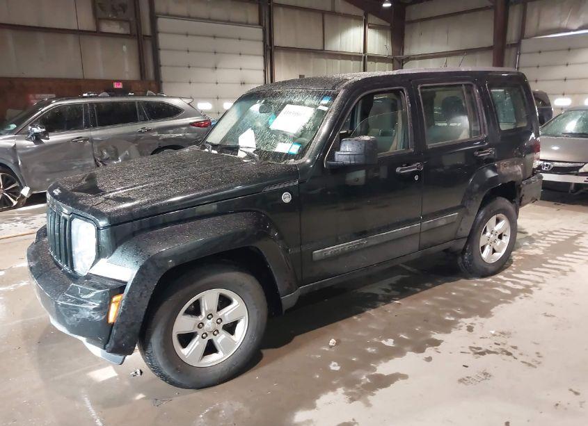 Photo 2 of 2012 Jeep Liberty SPORT (VIN 1C4PJMAK6CW200076)