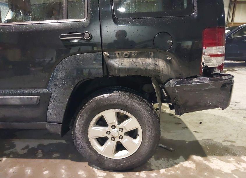 Photo 6 of 2012 Jeep Liberty SPORT (VIN 1C4PJMAK6CW200076)