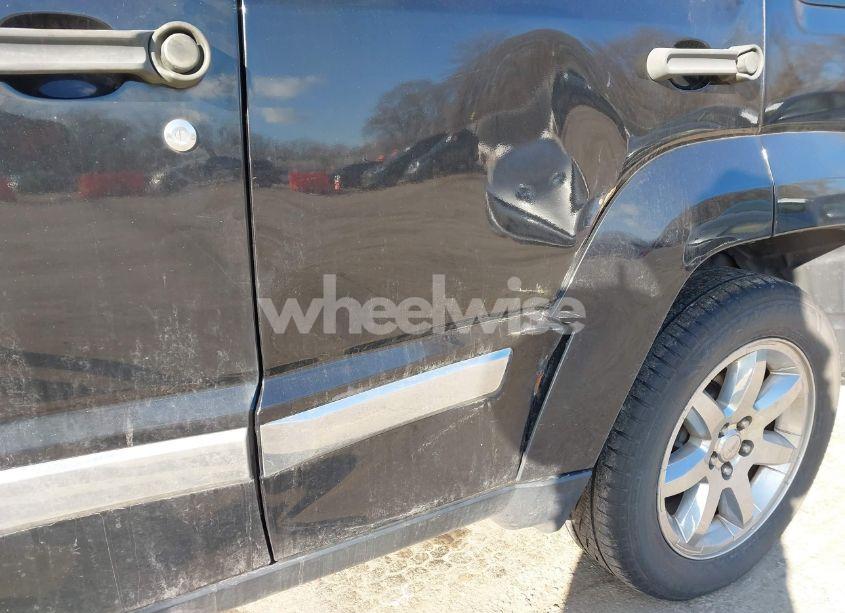 Photo 6 of 2012 Jeep Liberty SPORT (VIN 1C4PJMAK7CW170912)