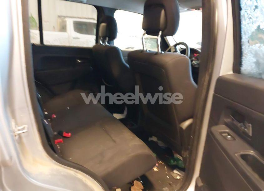 Photo 8 of 2012 Jeep Liberty SPORT (VIN 1C4PJMAK7CW177472)