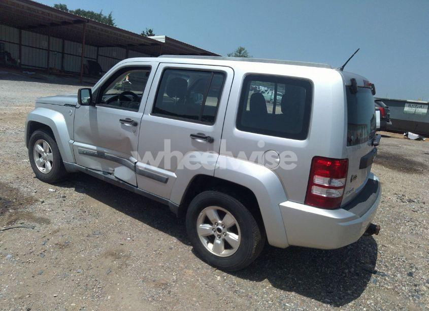 Photo 3 of 2012 Jeep Liberty SPORT (VIN 1C4PJMAK8CW101307)