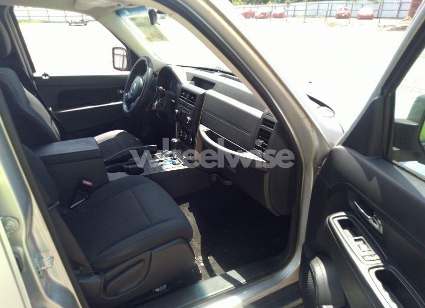 Photo 5 of 2012 Jeep Liberty SPORT (VIN 1C4PJMAK8CW101307)