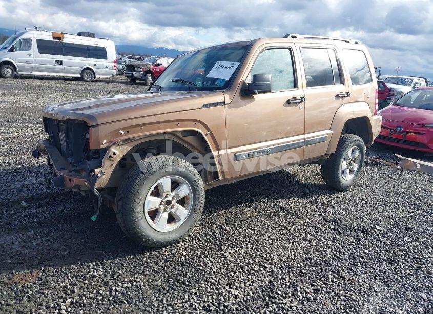 Photo 2 of 2012 Jeep Liberty SPORT (VIN 1C4PJMAK8CW139832)