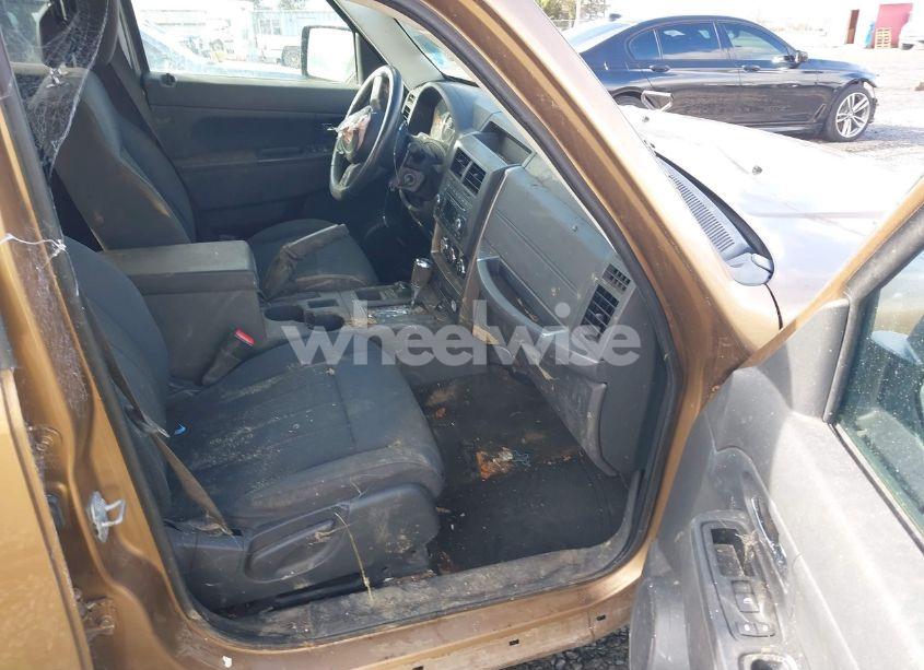 Photo 5 of 2012 Jeep Liberty SPORT (VIN 1C4PJMAK8CW139832)