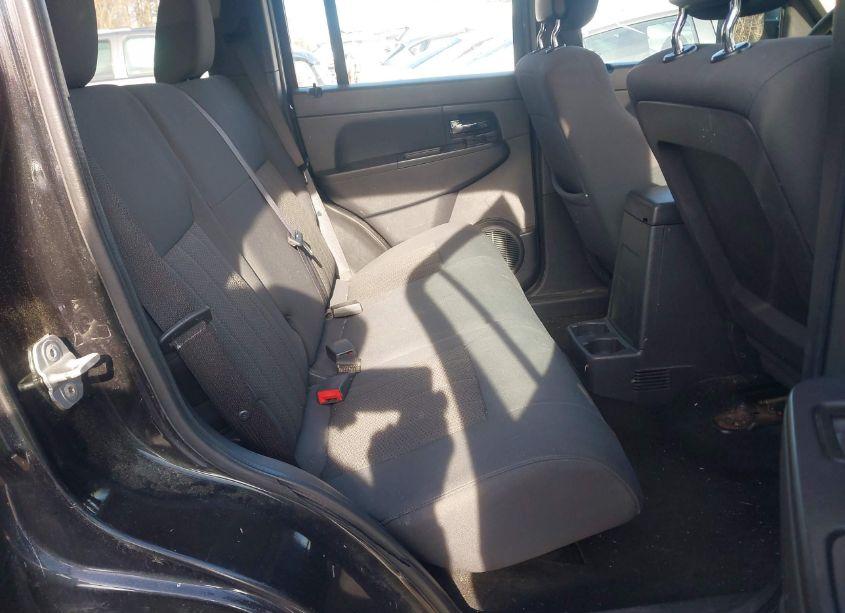 Photo 8 of 2012 Jeep Liberty SPORT (VIN 1C4PJMAK8CW164164)