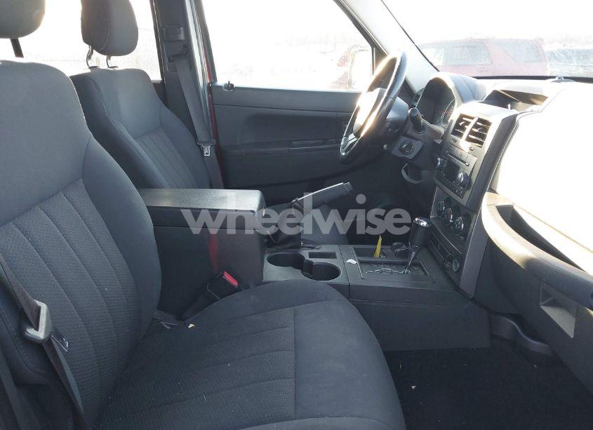 Photo 5 of 2012 Jeep Liberty SPORT (VIN 1C4PJMAK8CW185127)