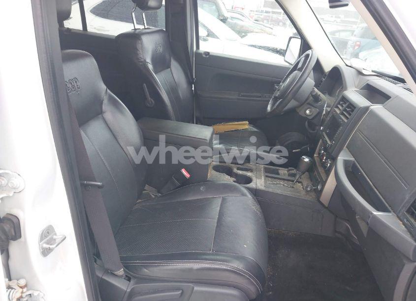 Photo 5 of 2012 Jeep Liberty SPORT (VIN 1C4PJMAK8CW200810)