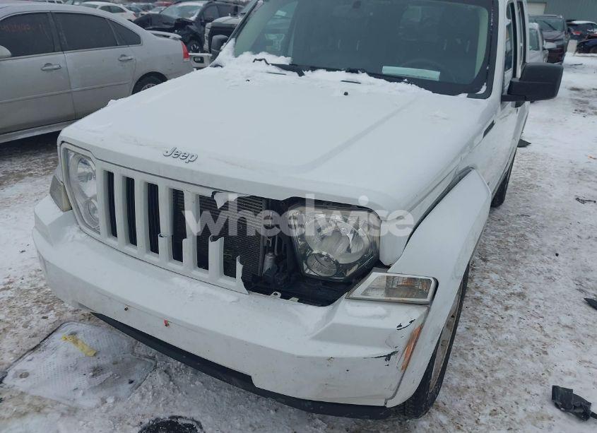 Photo 6 of 2012 Jeep Liberty SPORT (VIN 1C4PJMAK8CW200810)