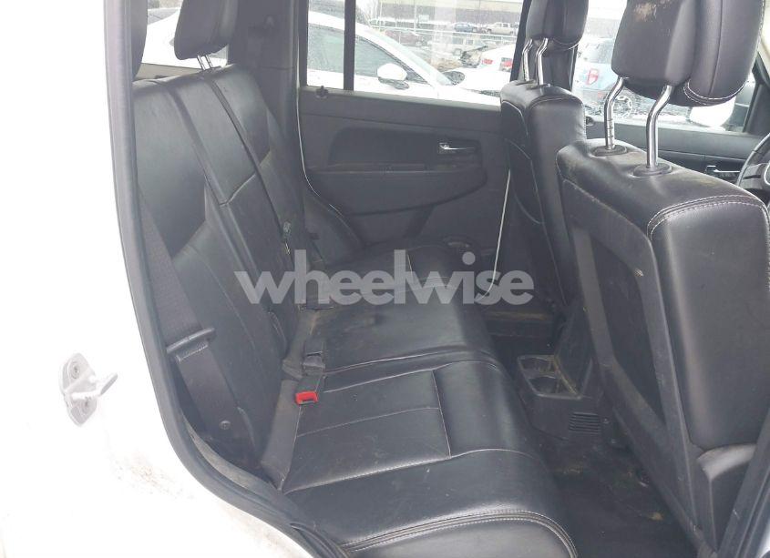 Photo 8 of 2012 Jeep Liberty SPORT (VIN 1C4PJMAK8CW200810)