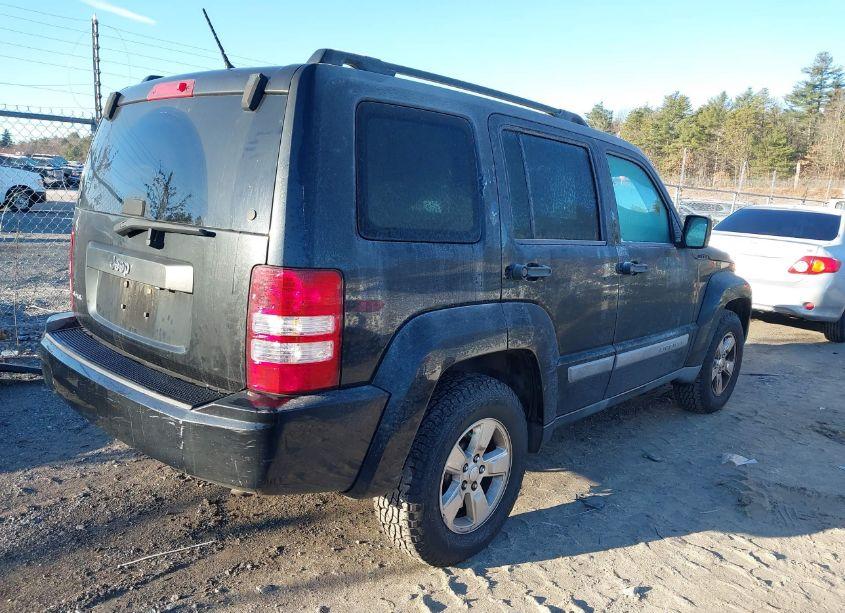 Photo 4 of 2012 Jeep Liberty SPORT (VIN 1C4PJMAK9CW114566)