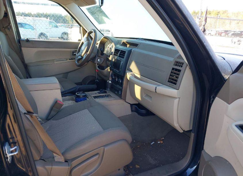 Photo 5 of 2012 Jeep Liberty SPORT (VIN 1C4PJMAK9CW114566)