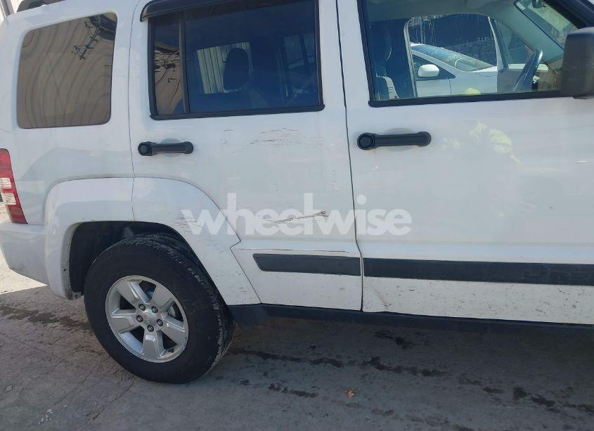 Photo 6 of 2012 Jeep Liberty SPORT (VIN 1C4PJMAK9CW153965)