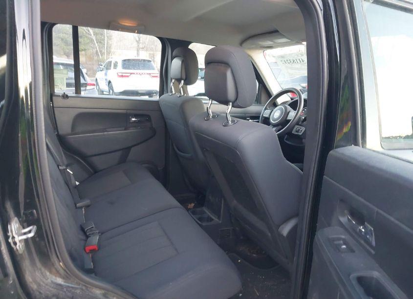 Photo 8 of 2012 Jeep Liberty SPORT (VIN 1C4PJMAK9CW165145)