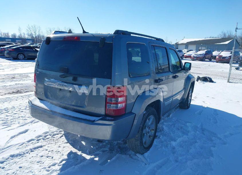 Photo 4 of 2012 Jeep Liberty SPORT (VIN 1C4PJMAK9CW196668)