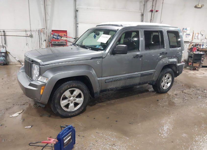 Photo 2 of 2012 Jeep Liberty SPORT (VIN 1C4PJMAKXCW107559)