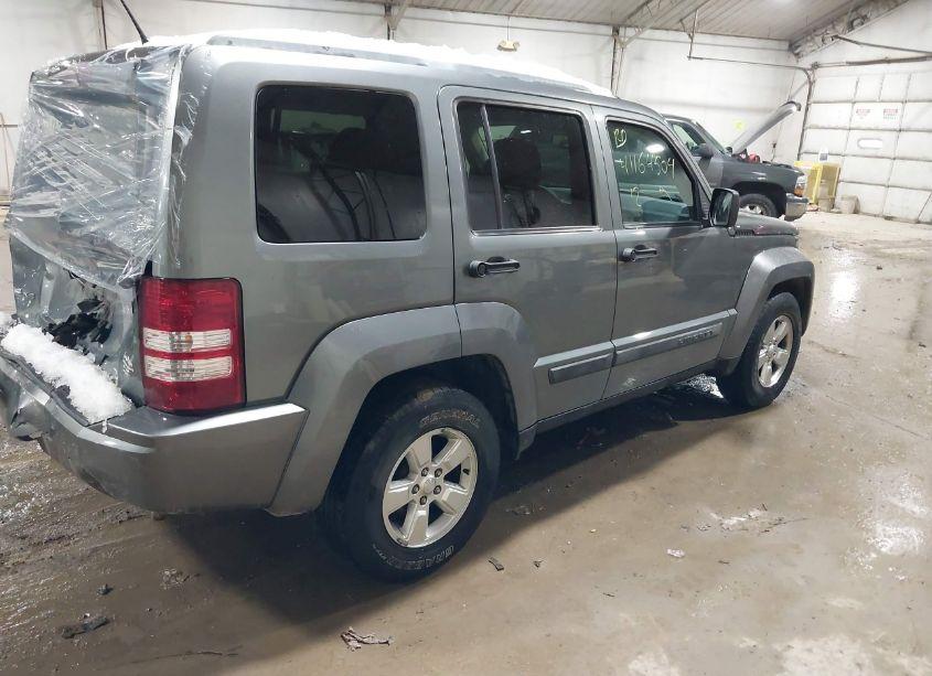 Photo 4 of 2012 Jeep Liberty SPORT (VIN 1C4PJMAKXCW107559)