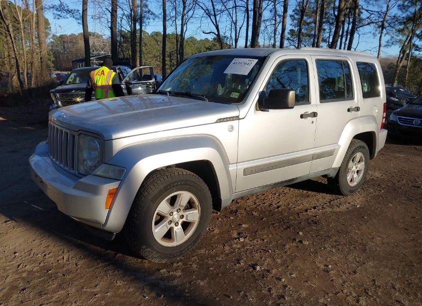 Photo 2 of 2012 Jeep Liberty SPORT (VIN 1C4PJMAKXCW110302)