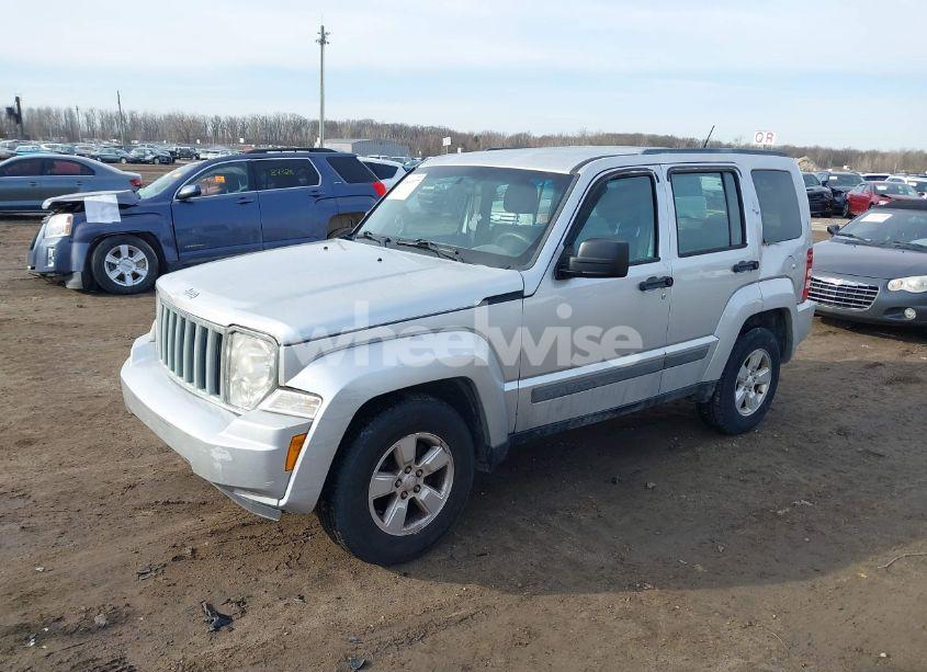 Photo 2 of 2012 Jeep Liberty SPORT (VIN 1C4PJMAKXCW133658)