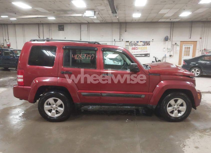 Photo 13 of 2012 Jeep Liberty SPORT (VIN 1C4PJMAKXCW138746)