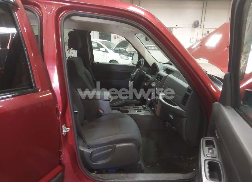 Photo 5 of 2012 Jeep Liberty SPORT (VIN 1C4PJMAKXCW138746)