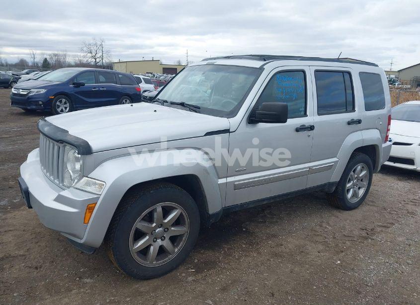 Photo 2 of 2012 Jeep Liberty SPORT (VIN 1C4PJMAKXCW162738)