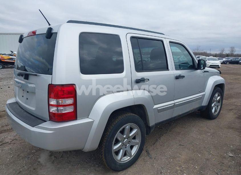Photo 4 of 2012 Jeep Liberty SPORT (VIN 1C4PJMAKXCW162738)