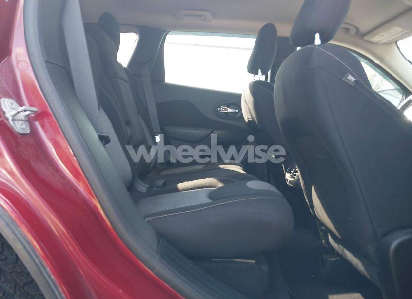 Photo 8 of 2016 Jeep Cherokee SPORT (VIN 1C4PJMAS0GW252244)
