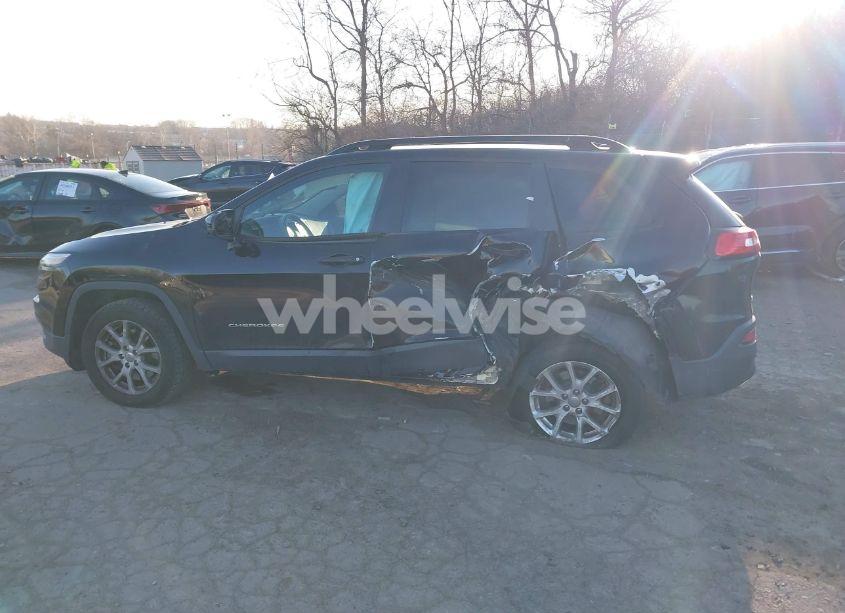 Photo 15 of 2017 Jeep Cherokee SPORT 4X4 (VIN 1C4PJMAS2HW659435)