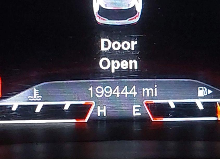 Photo 15 of 2015 Jeep Cherokee TRAILHAWK (VIN 1C4PJMBB0FW512509)