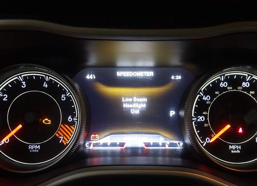 Photo 7 of 2015 Jeep Cherokee TRAILHAWK (VIN 1C4PJMBB0FW512509)