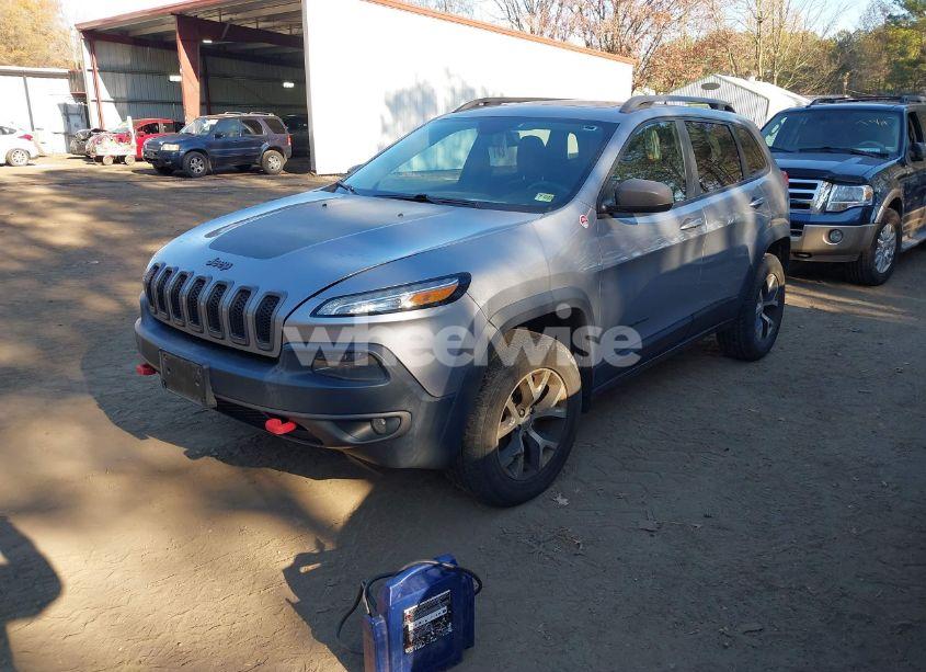 Photo 2 of 2014 Jeep Cherokee TRAILHAWK (VIN 1C4PJMBB1EW142394)