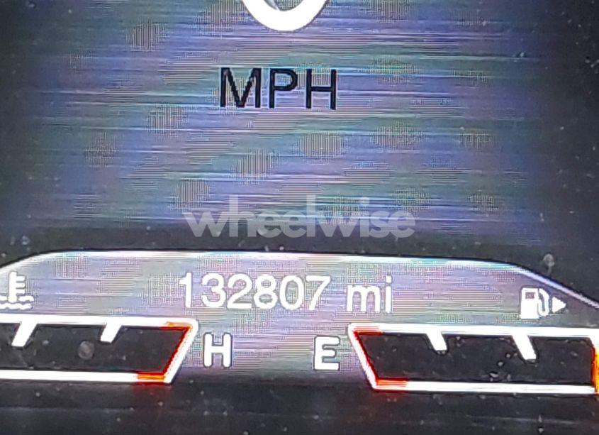 Photo 15 of 2015 Jeep Cherokee TRAILHAWK (VIN 1C4PJMBB1FW570984)