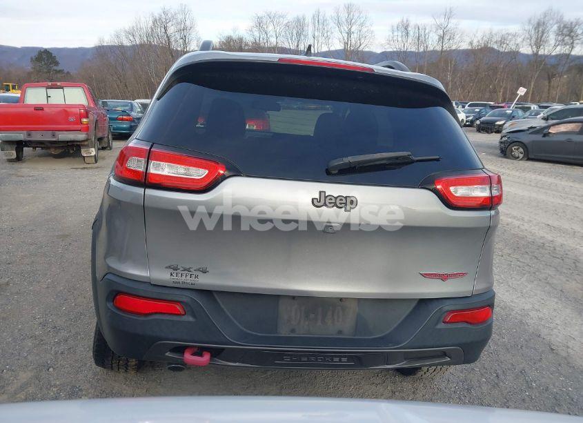 Photo 16 of 2015 Jeep Cherokee TRAILHAWK (VIN 1C4PJMBB1FW570984)