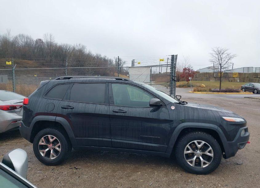 Photo 13 of 2014 Jeep Cherokee TRAILHAWK (VIN 1C4PJMBB2EW216017)