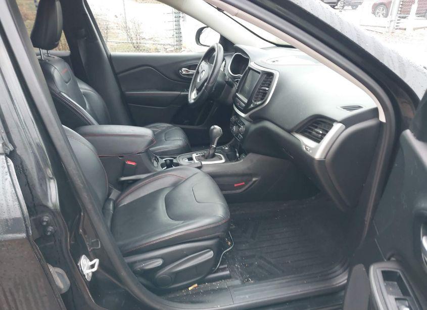 Photo 5 of 2014 Jeep Cherokee TRAILHAWK (VIN 1C4PJMBB2EW216017)